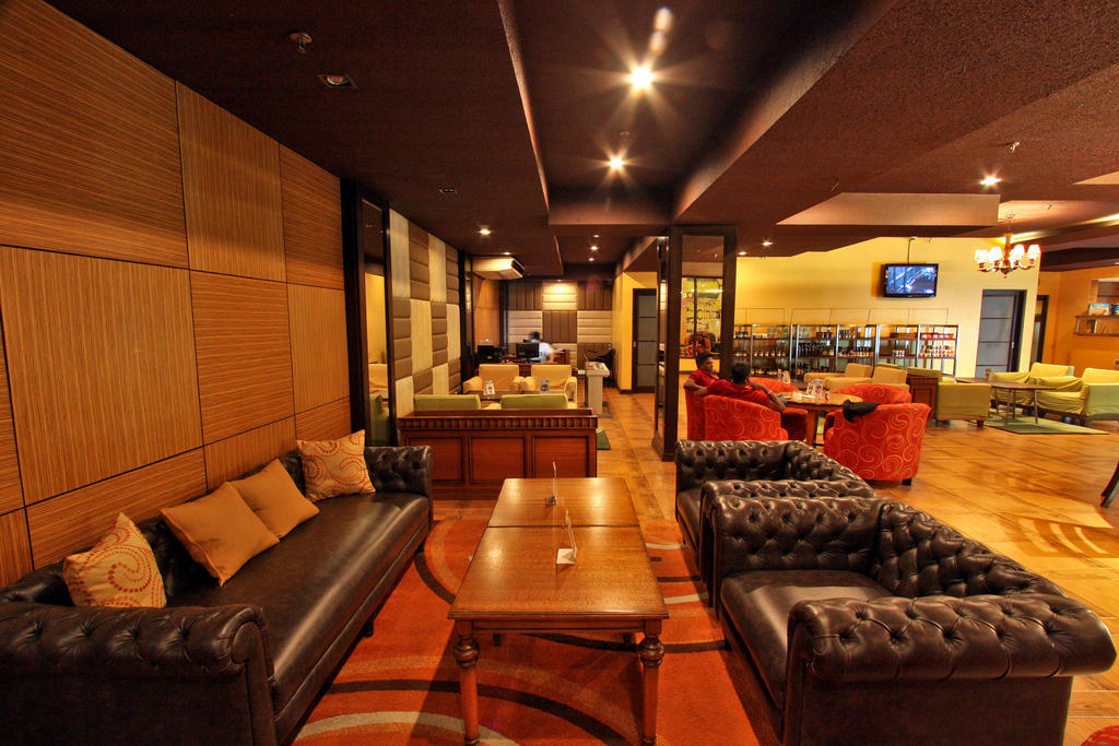 Hotel Rembrandt Quezon City Dış mekan fotoğraf